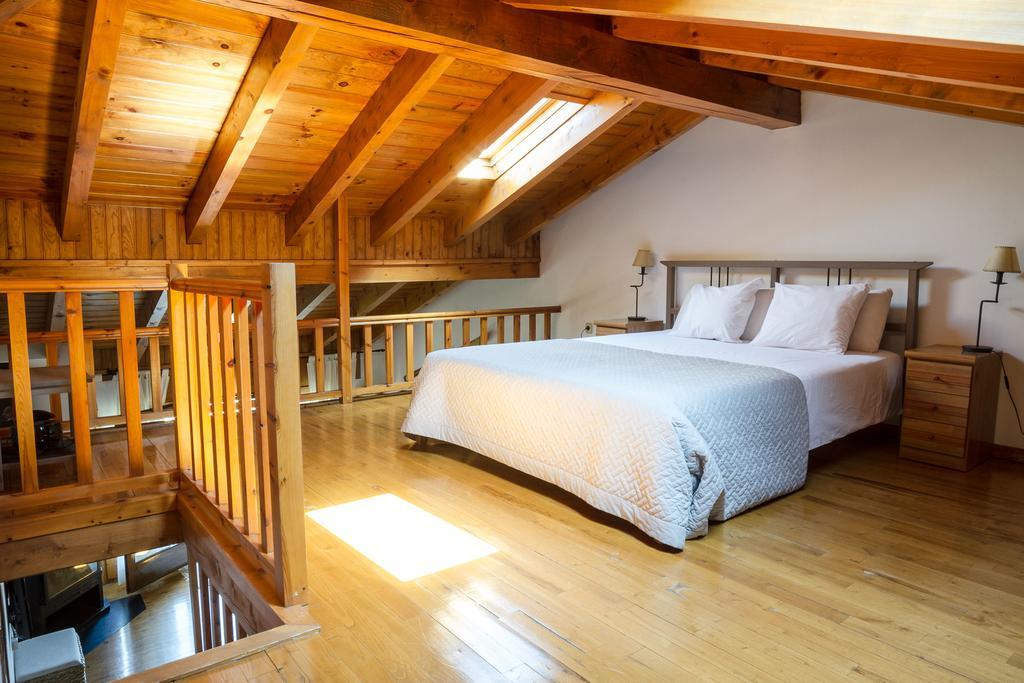 La Cabana Dels Isards アルプ エクステリア 写真